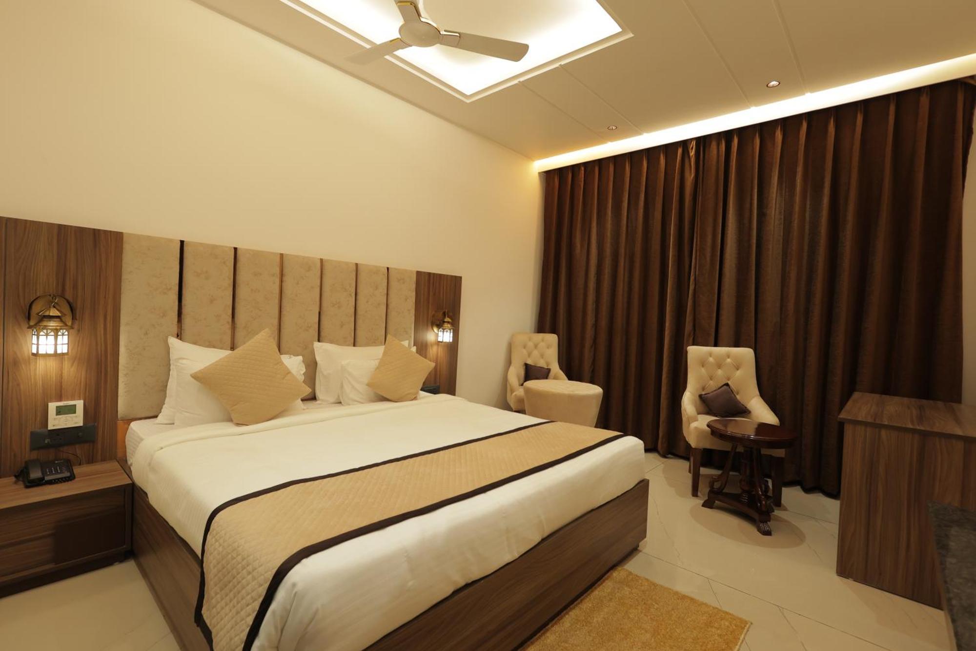 Hotel Snj Taj Grand Agra  Exteriér fotografie